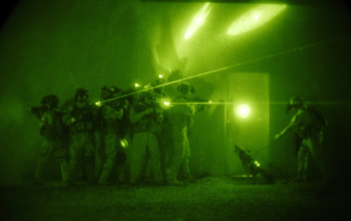 Rule The Night Article The United States Army