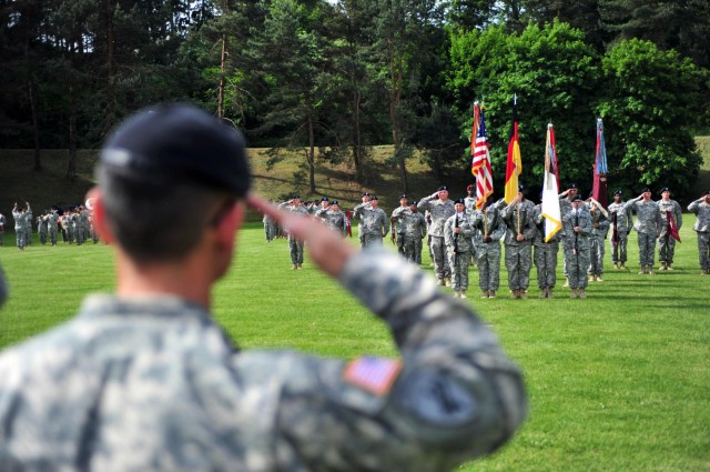 Th Med Bde Hosts Change Of Command Ceremony Article The United