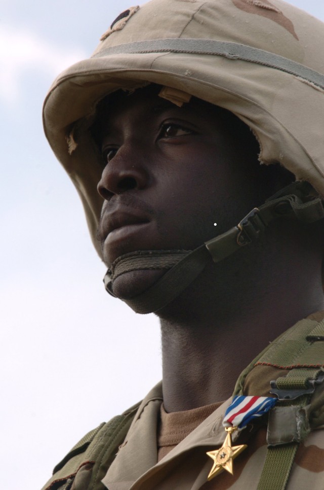 V Corps Tanker gets Silver Star for heroism in Iraq