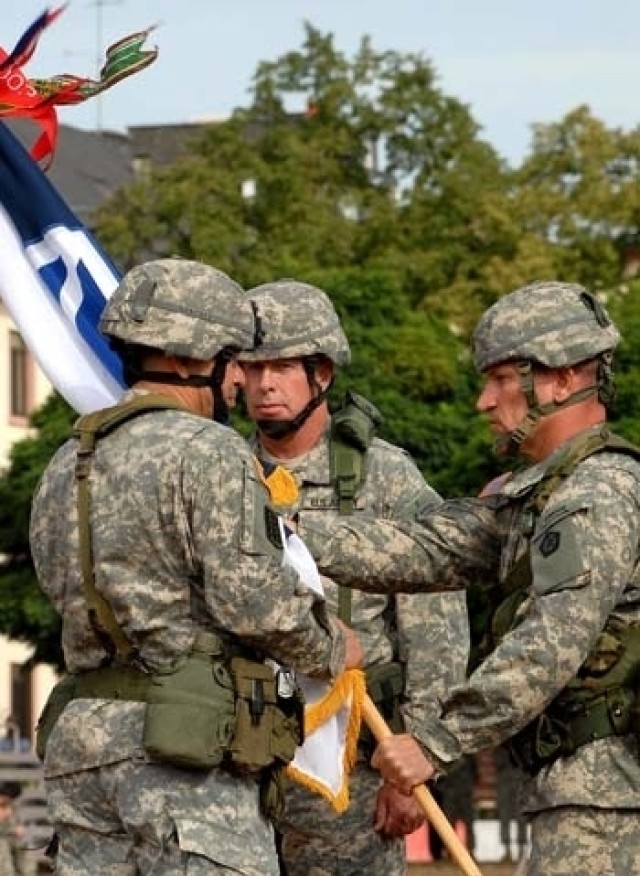 Sanchez relinquishes command of V Corps