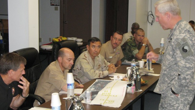 Commander visits Guantanamo