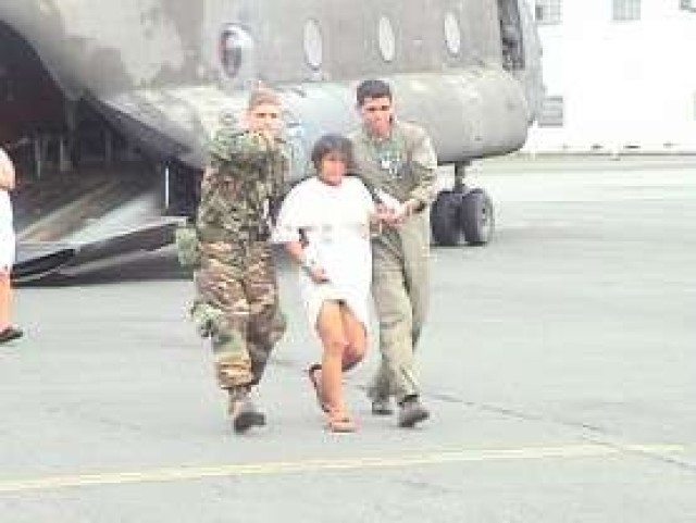 U.S. military personnel evacuate 2 women, 2 children in Panama