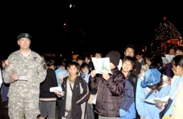 Holiday cheer lights up U.S. Army Japan