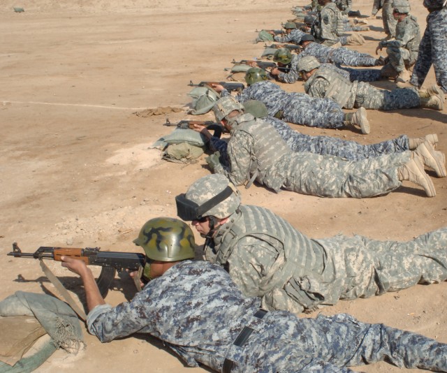 Training Iraqi police