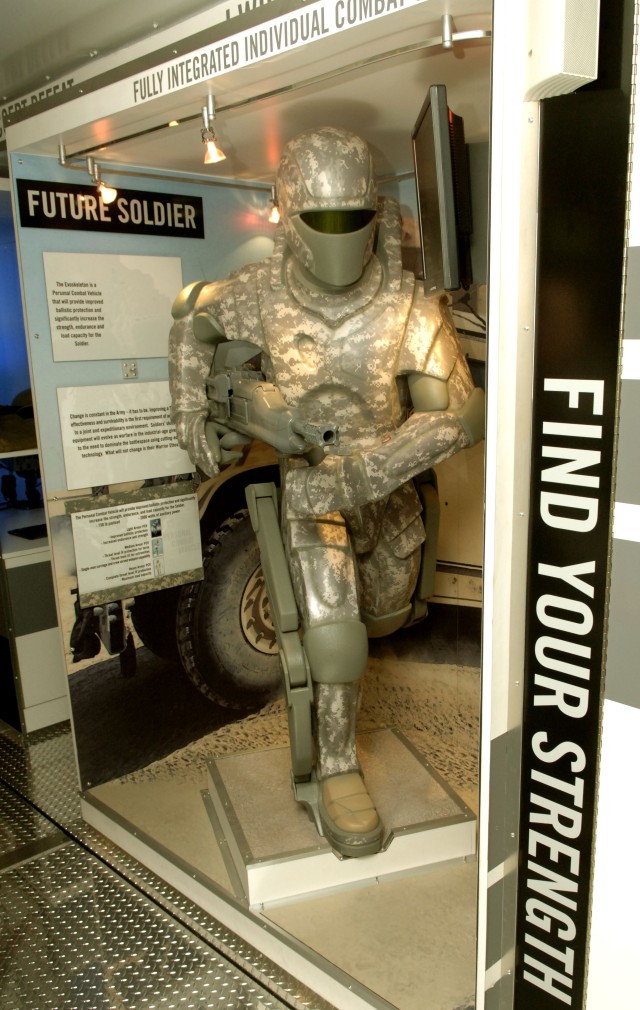PEO Soldier, Accessions Command unveil traveling exhibit | Article ...