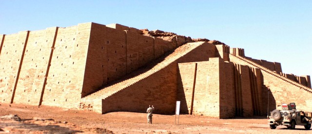 Soldiers Find Roots of Faith in Iraq