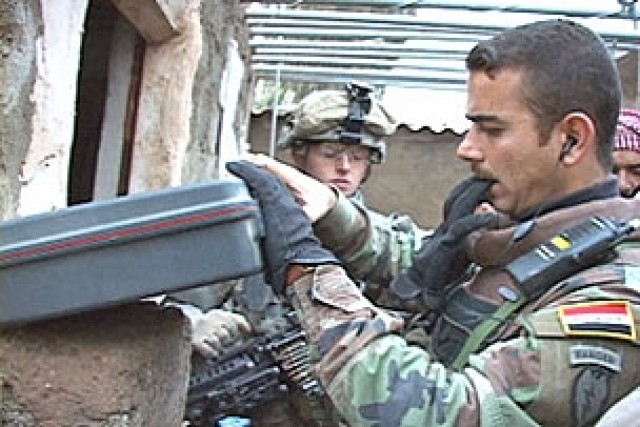 Iraqi Soldiers Lead Cordon and Search