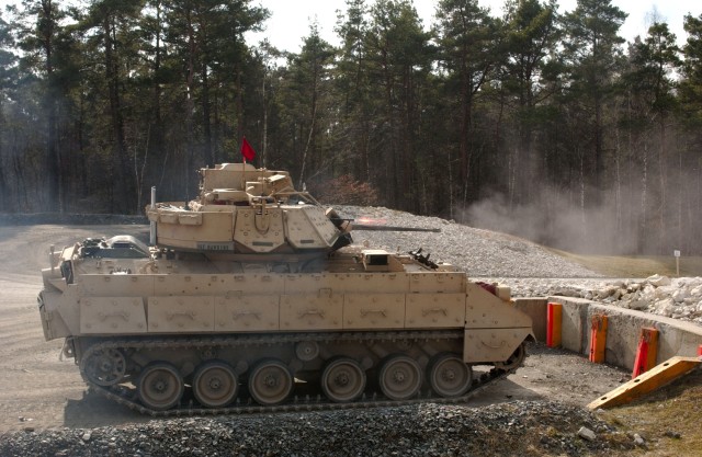 &#039;Blackhawk&#039; Squadron Battles Grafenwoehr&#039;s Ranges for Last Time