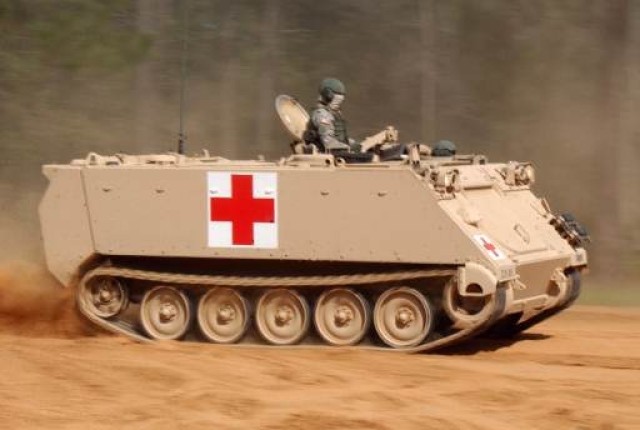 M113