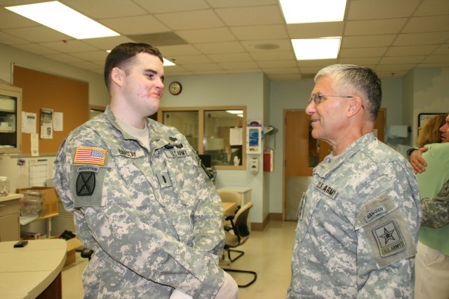 Army Chief of Staff Boosts Spirits at BAMC