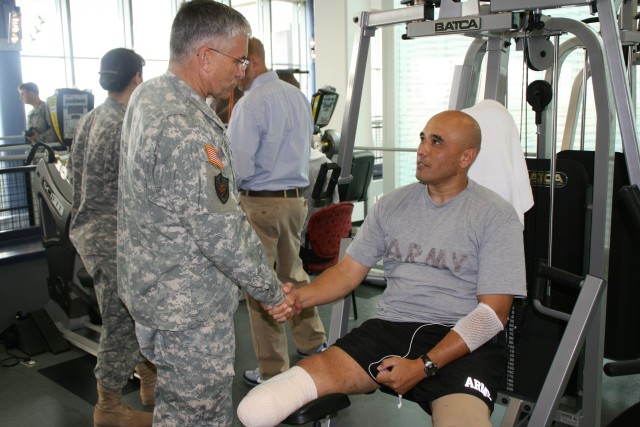 Army Chief of Staff Boosts Spirits at BAMC