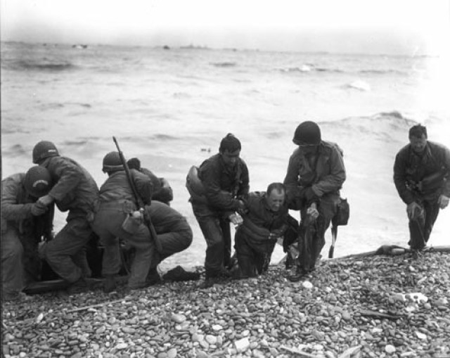 D-Day: Injured Soldiers