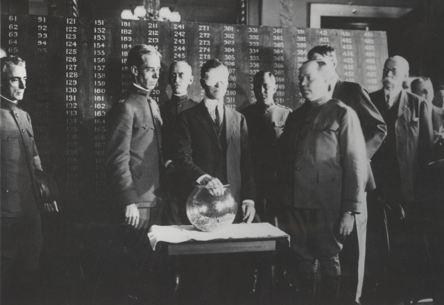 Drawing the numbers for the Draft, World War I