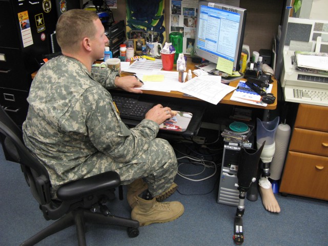 Army Path Takes Amputee Soldier to Forefront of Amputee Care