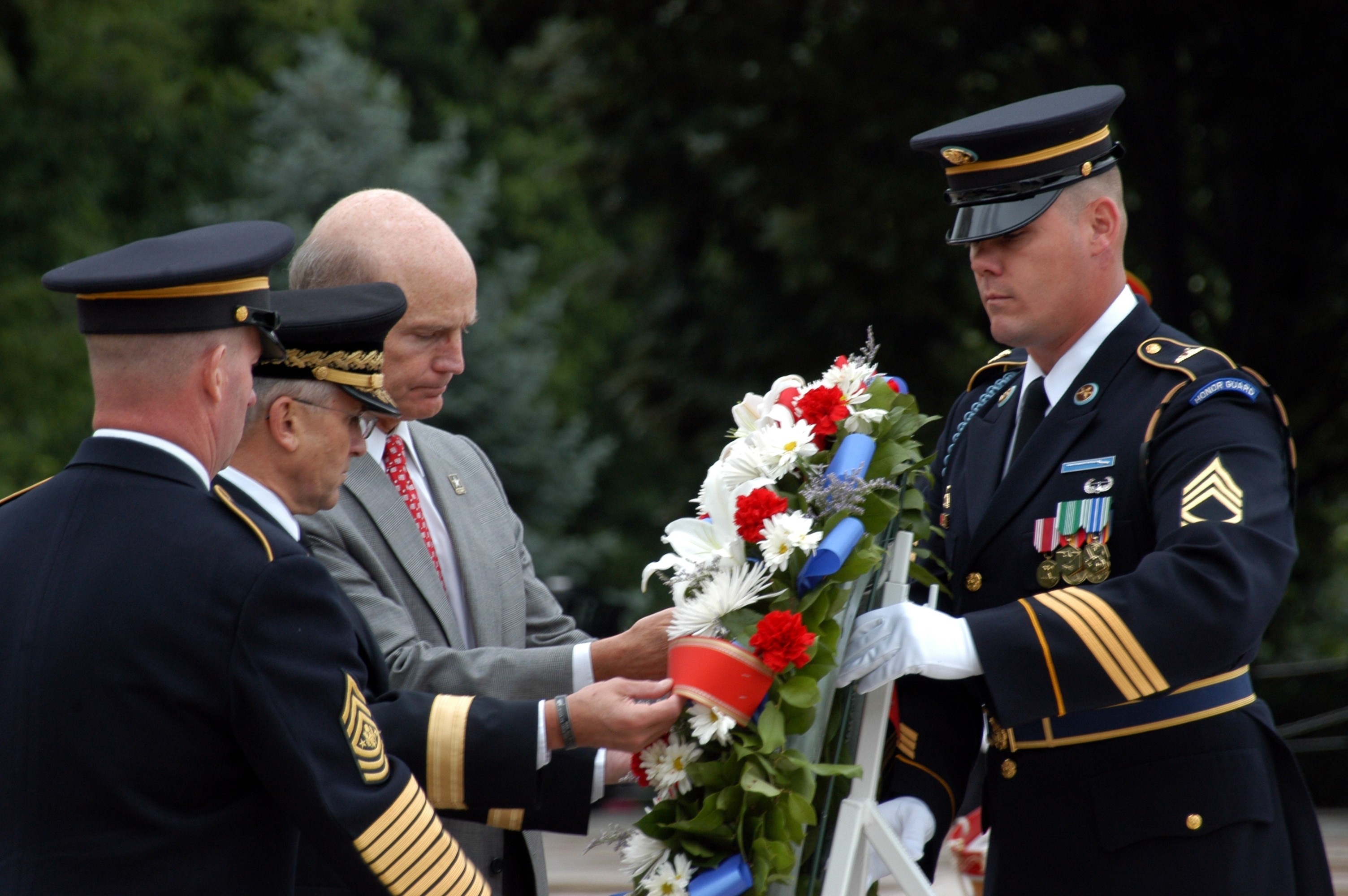 Birthday Wreath at Tomb of Unknowns | Article | The United States Army