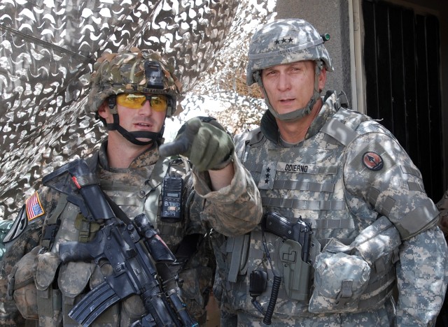 Lt. Gen. Ray Odierno and Sgt. 1st Class Adin Salkanovic