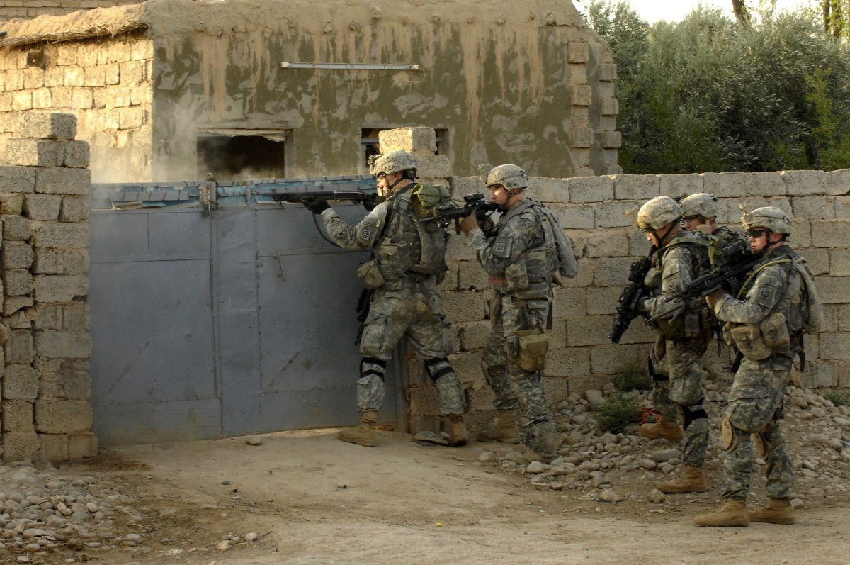 Army Launches Chain Teaching Program for PTSD, MTBI | Article | The ...