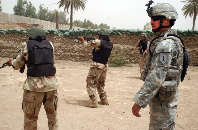 Provincial Initiatives Outpace National Government in Iraq