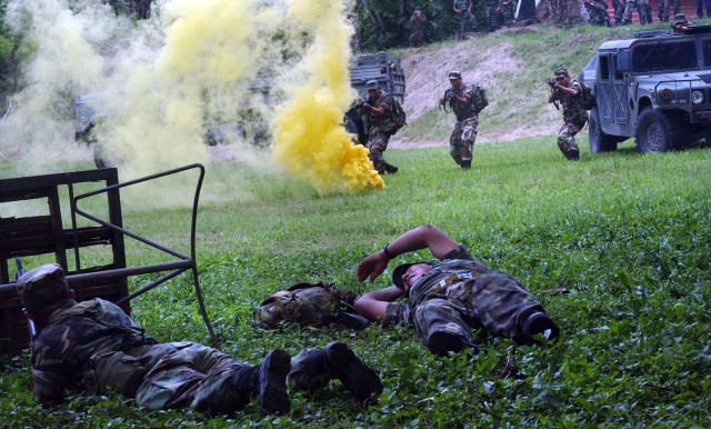 Task Force Provides Iraq Training to Salvadoran Military