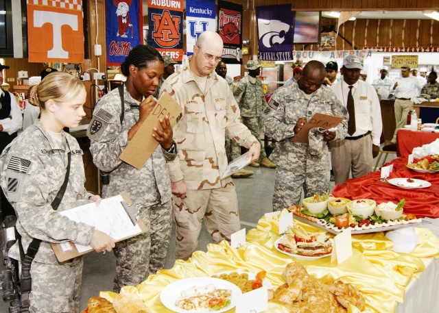 Army Cooks Take the Cake in Iron Chef Competition