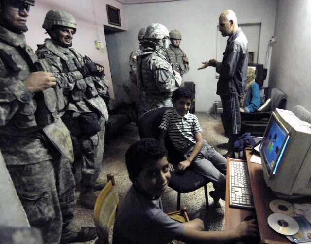 Commanders Credit Iraqi Civilians with Improved Security, Rejecting Extremism