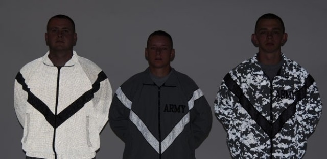 Soldiers to Evaluate Reflective PT Jackets