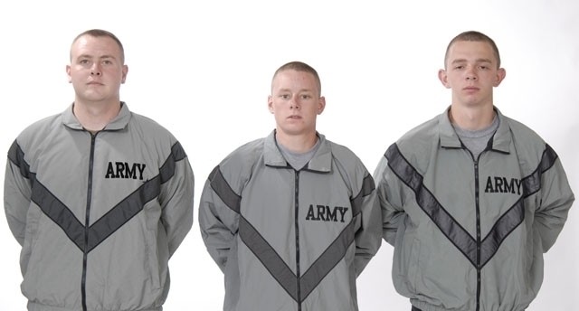 Soldiers to Evaluate Reflective PT Jackets