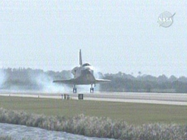 Army Astronaut Returns to Earth