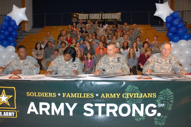 Fort Jackson leaders sign Army Family Covenant