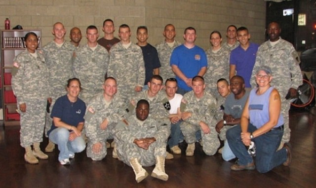 Soldiers volunteer at Miracle Kitchen