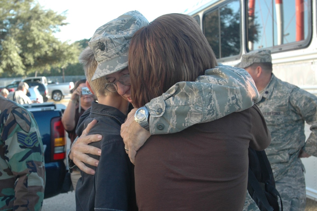 Airmen come home | Article | The United States Army