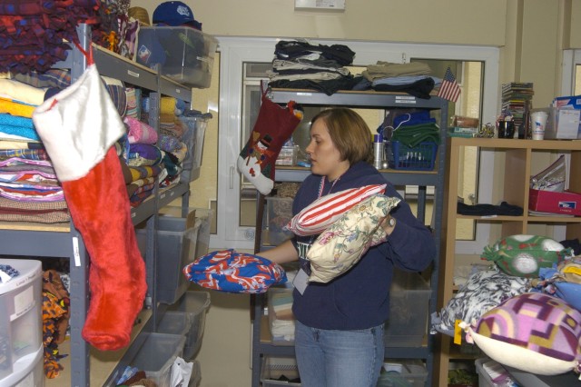 Wave of Holiday Generosity in Motion for LRMC Wounded Warriors