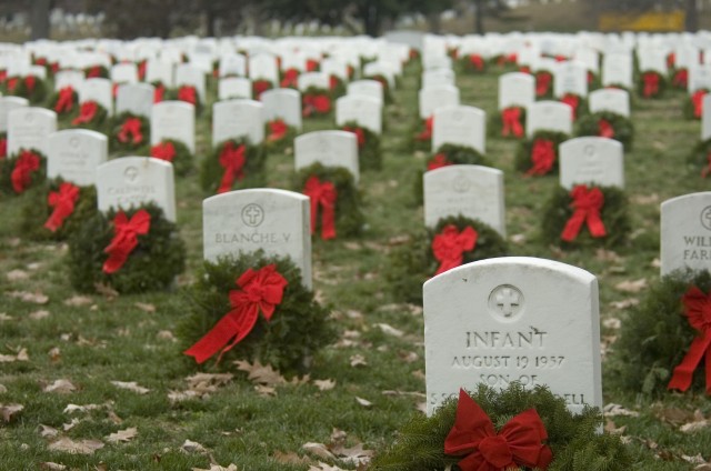 The wreaths of Arlington