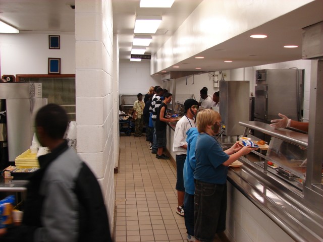 1-34 Student Field Trip - dining facility