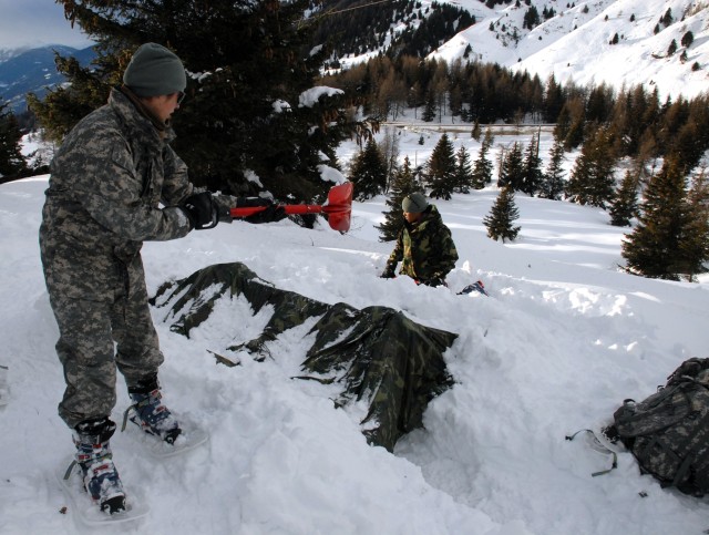 Dolomite Peaks Challenge U.S. Army Europe, Italian Soldiers Training for Mountains of Afghanistan