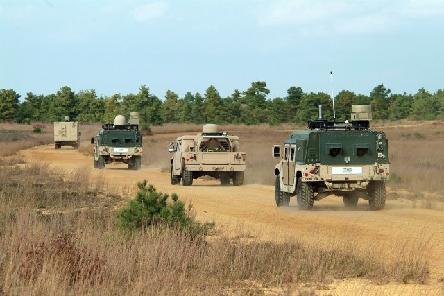 U.S. Army previews future networkAca,!a,,cs revolutionary Aca,!A&quot;mobile backboneAca,!A?