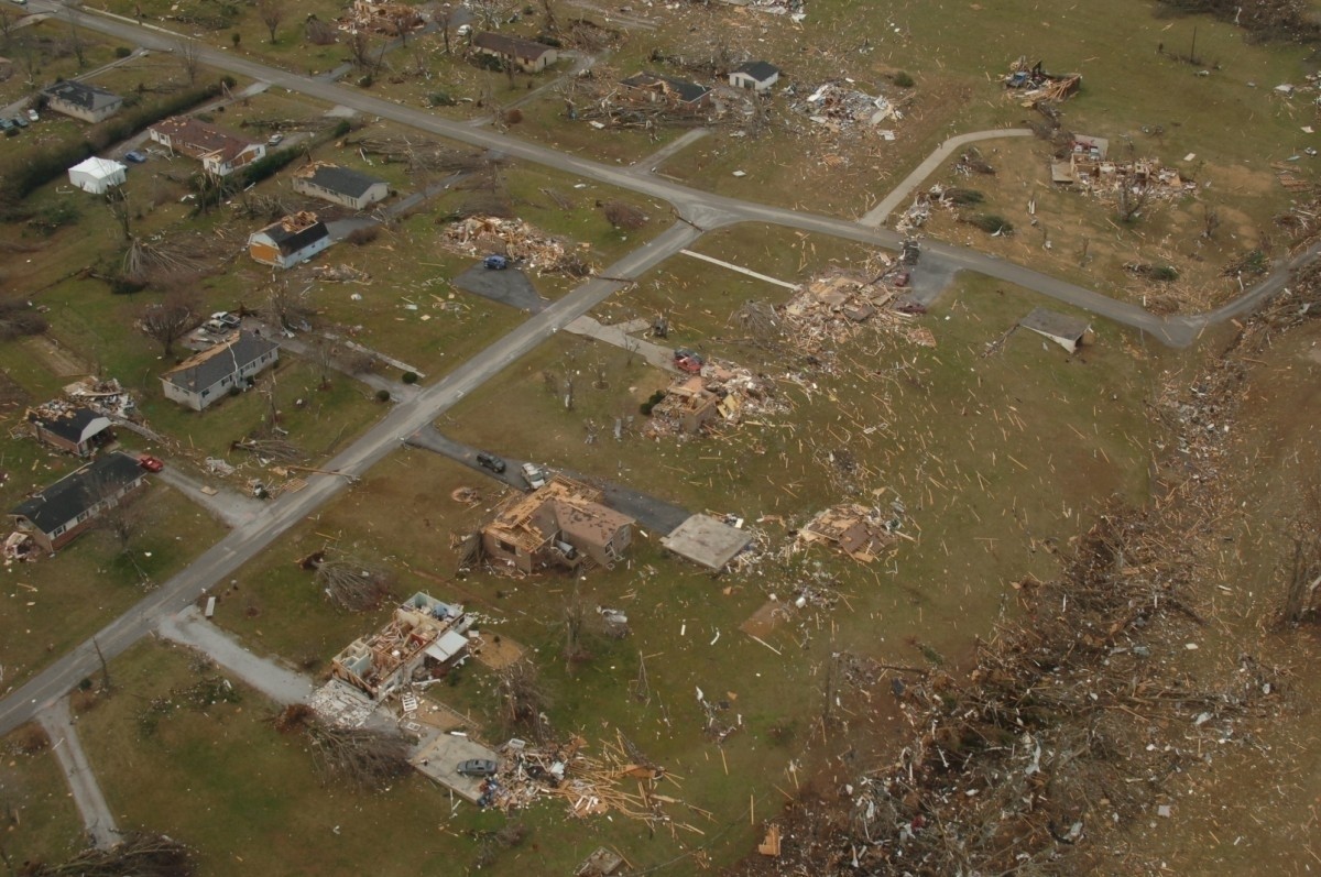 Tornadoes Bring out National Guard | Article | The United States Army