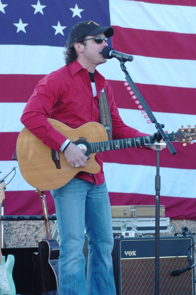 Granger Smith performs for Soldiers who recently returned for Iraq at a rally prior to Vice President Richard Cheney's speech on the 1st Cavalry Division's parade field on Fort Hood, Texas, Feb. 26. Cheney spoke to troops about their...