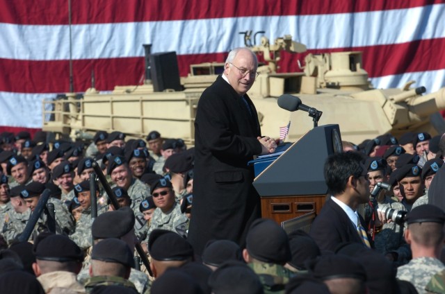 VP Welcomes 1st Cav Home