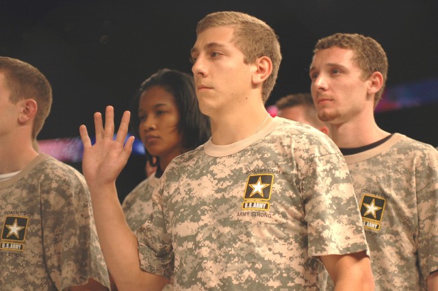 Soldiers Get &#039;Xtreme&#039; Start to Army Career