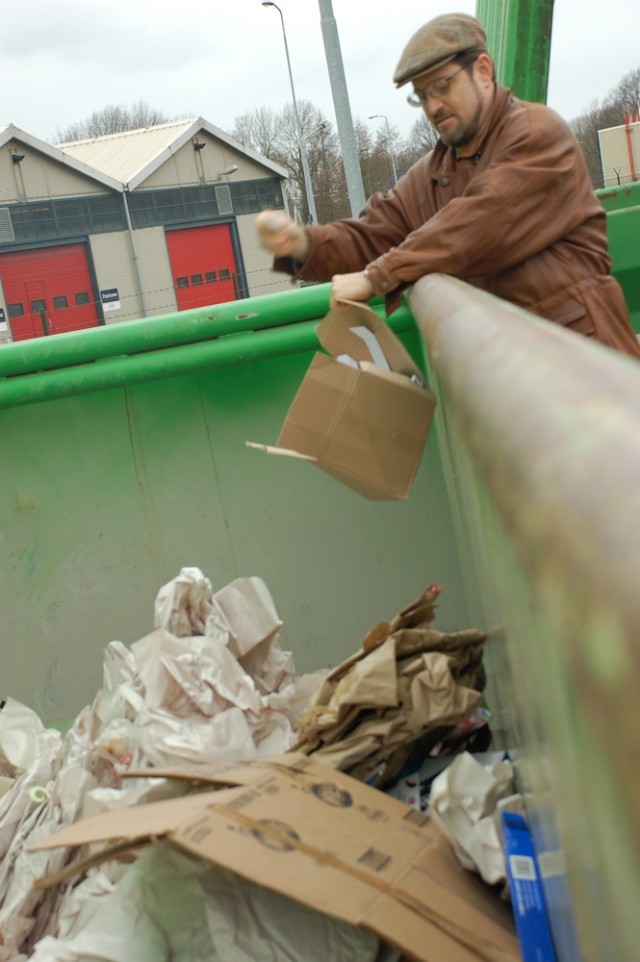 Schinnen Sort Center Helps Customers Recycle, Save Money