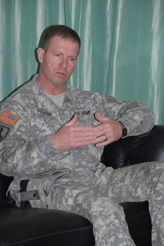 SMA Kenneth O. Preston visits Camp Victory