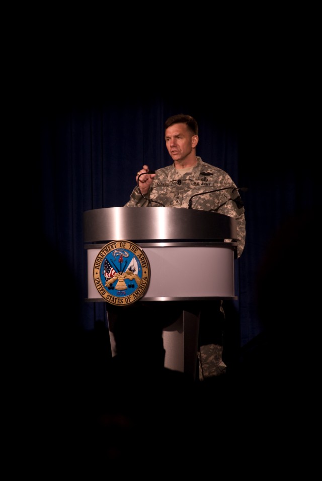 Combined Arms Center Commander speaks to Army public affairs professionals