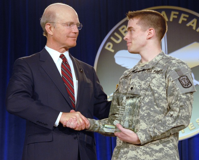 Six honored for Journalistic Excellence at Public Affairs Worldwide