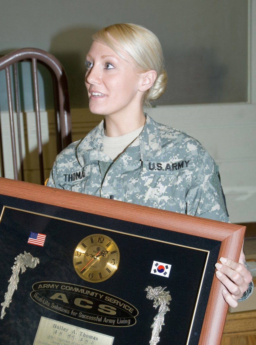 USAG-Yongsan honors volunteers of quarter | Article | The United States ...