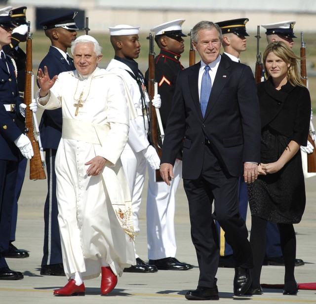 The Pontiff Arrives in U.S.