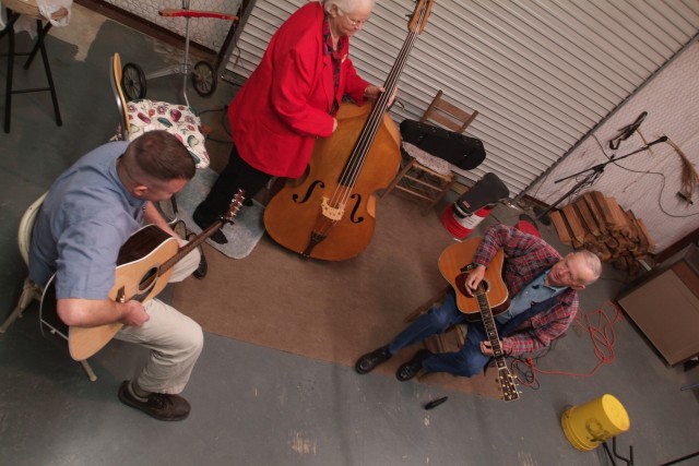 Bluegrass with Danny, Lucille and Fred