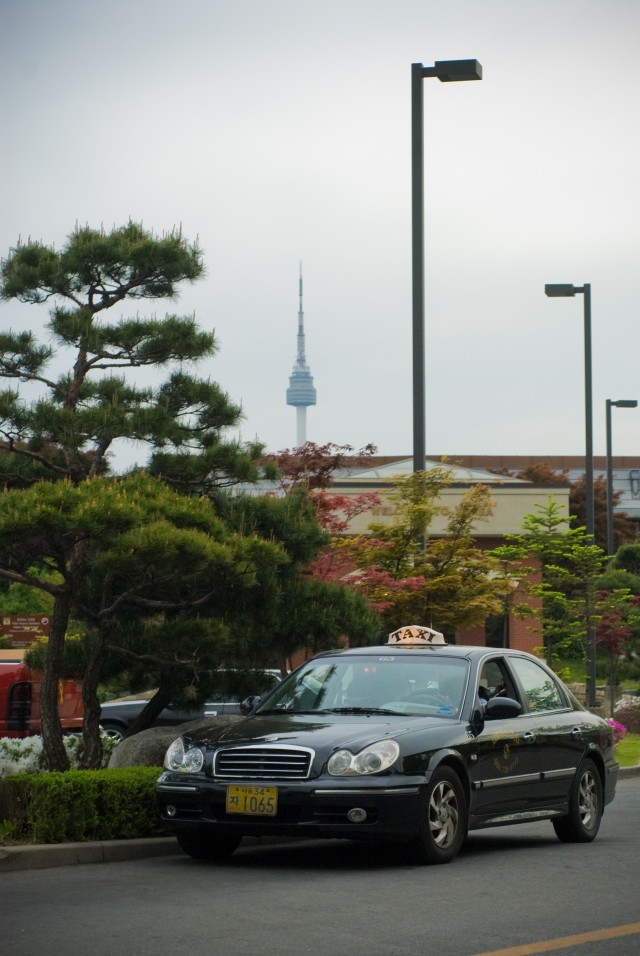 Korean taxi drivers start &#039;slow-down&#039;