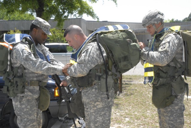 Fort Jackson&#039;s best compete for DSoY - packing up