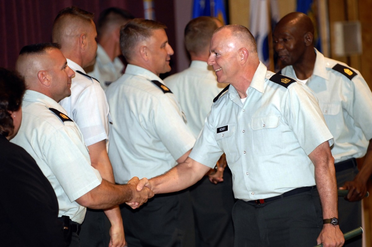 Hundreds At U.S. Army Sergeants Major Academy Celebrate Collegiate ...